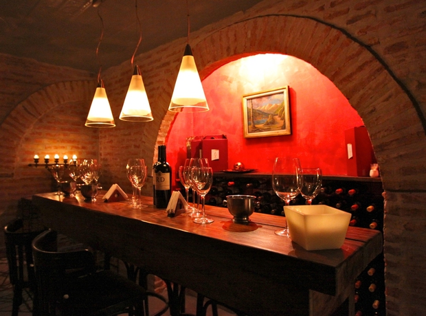 Imagen del bar/restaurante del Hotel Miravida Soho and Wine Bar. Foto 4