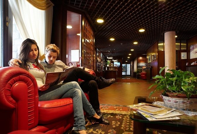 Imagen de los interiores del Hotel Mirella, Ponte di Legno. Foto 17
