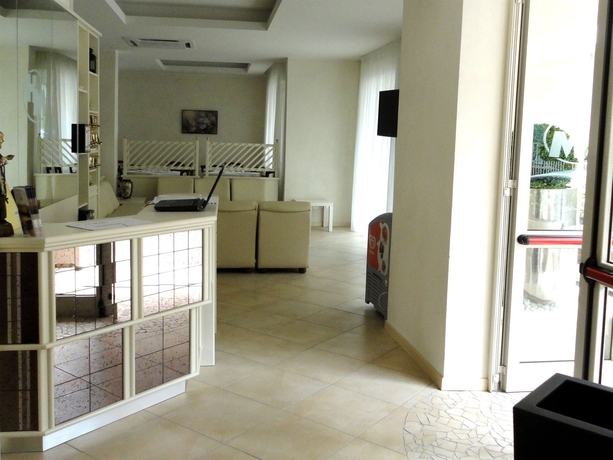 Imagen de los interiores del Hotel Miriam, Rimini. Foto 12