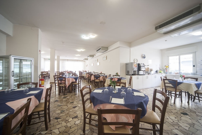 Imagen del bar/restaurante del Hotel Miriam, Rimini. Foto 4