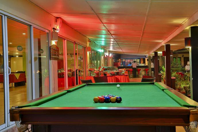 Imagen de los interiores del Hotel Miridiya Lake Resort. Foto 9