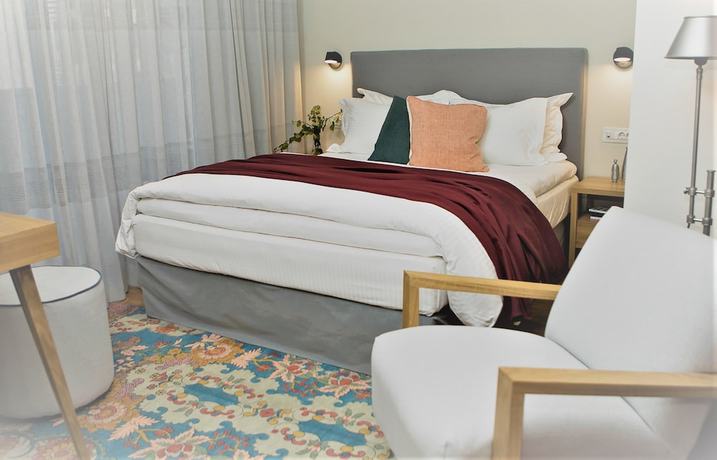 Imagen de la habitación del Hotel Mirivili Rooms and Suites. Foto 13