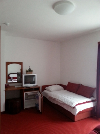 Imagen de la habitación del Hotel Mirni Kutak. Foto 6