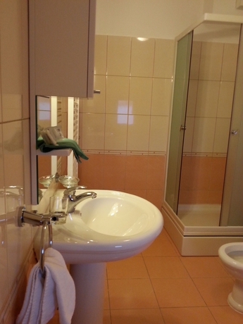 Imagen de la habitación del Hotel Mirni Kutak. Foto 8