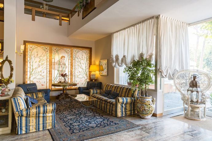 Imagen de los interiores del Hotel Miro'. Foto 12
