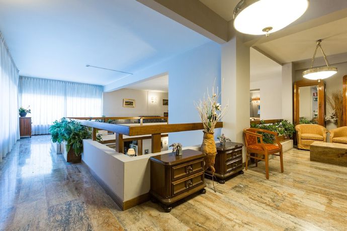 Imagen de los interiores del Hotel Miro'. Foto 15