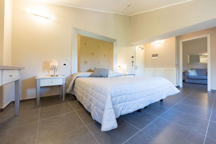 Imagen de la habitación del Hotel Miro'. Foto 6