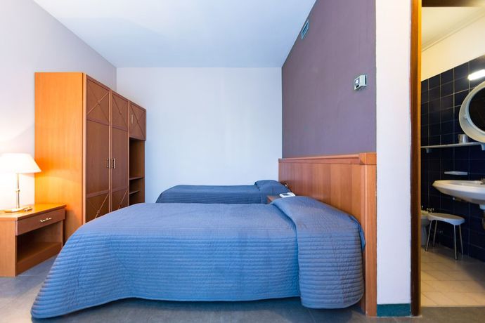 Imagen de la habitación del Hotel Miro'. Foto 7