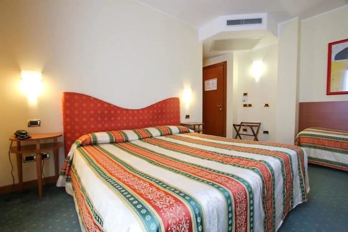 Imagen de la habitación del Hotel Miro, Garda. Foto 7