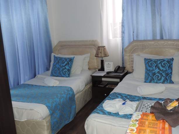 Imagen de la habitación del Hotel Mirobelle. Foto 3