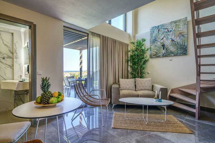 Imagen general del Hotel Miroes Suites. Foto 10