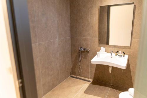 Imagen general del Hotel Mirror, Polychrono. Foto 8