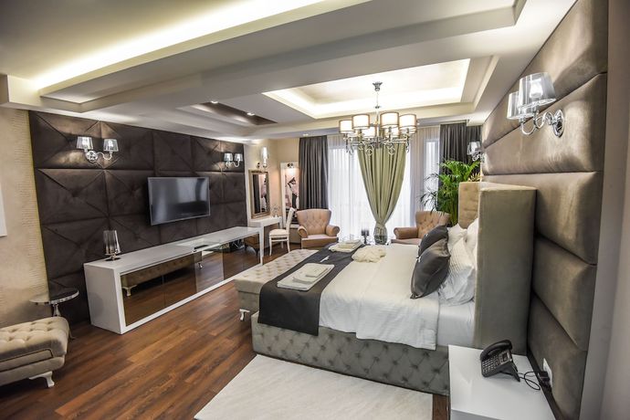 Imagen de la habitación del Hotel Mirror Skopje. Foto 6