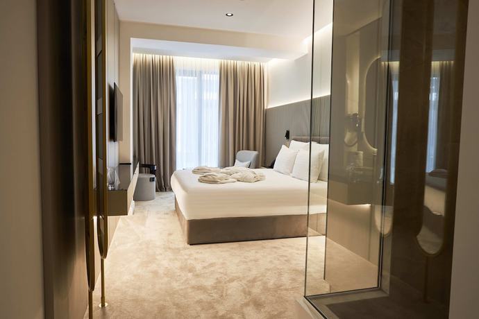 Imagen de la habitación del Hotel Mirror Skopje. Foto 10