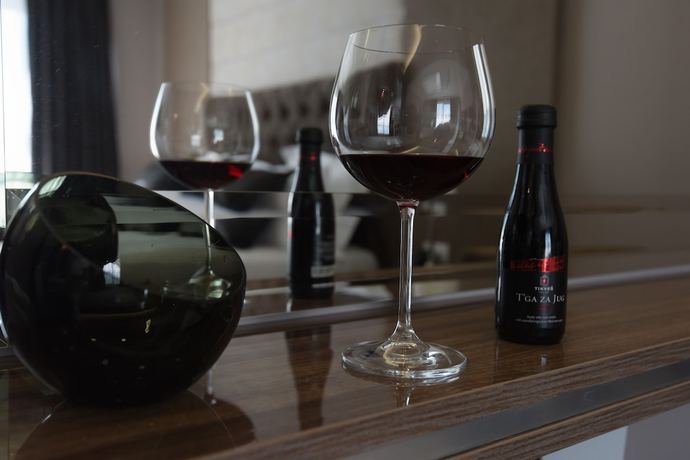 Imagen de la habitación del Hotel Mirror Skopje. Foto 11