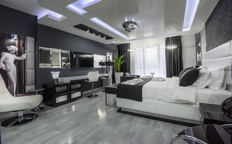 Imagen de la habitación del Hotel Mirror Skopje. Foto 19