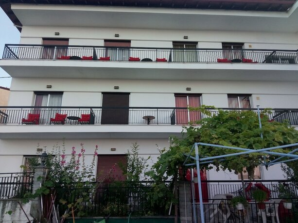Imagen general del Hotel Mirto. Foto 11