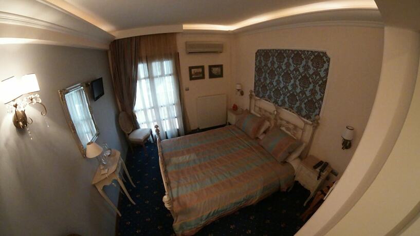 Imagen de la habitación del Hotel Mirto. Foto 18