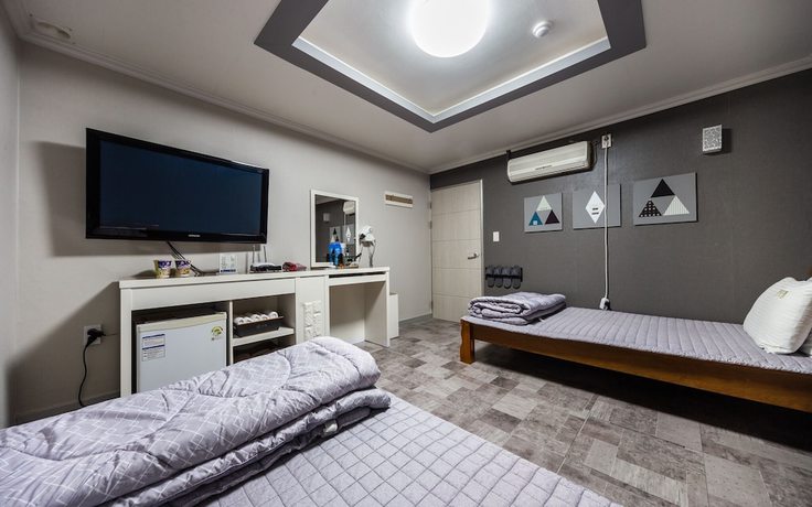 Imagen de la habitación del Hotel Miryang Cannes. Foto 4