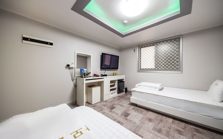 Imagen de la habitación del Hotel Miryang Cannes. Foto 5