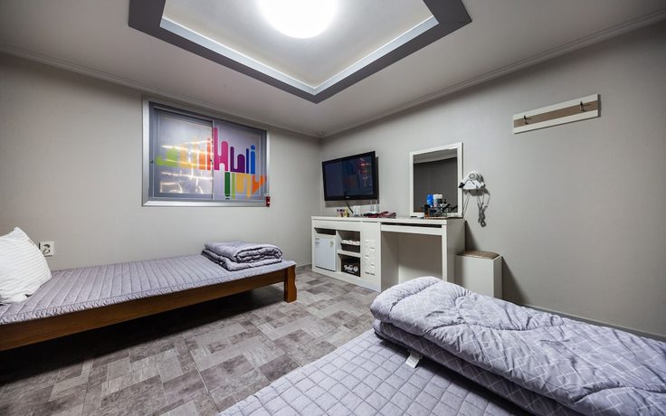 Imagen de la habitación del Hotel Miryang Cannes. Foto 6