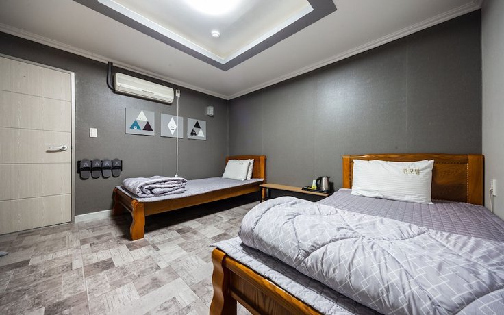Imagen de la habitación del Hotel Miryang Cannes. Foto 9