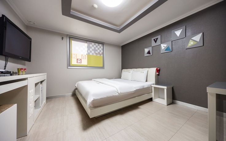 Imagen de la habitación del Hotel Miryang Cannes. Foto 13