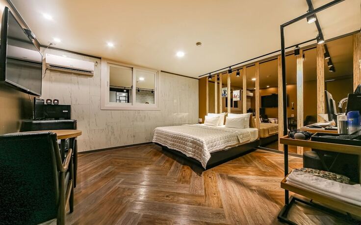 Imagen de la habitación del Hotel Miryang Martin. Foto 16