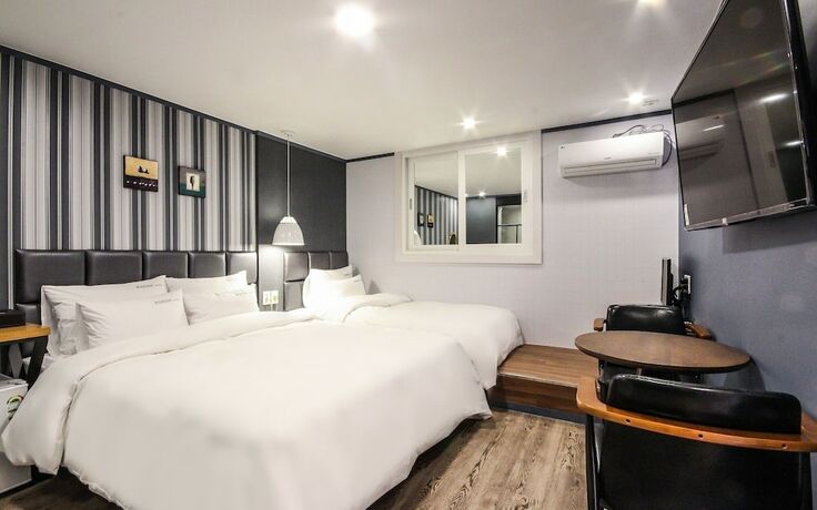 Imagen de la habitación del Hotel Miryang Martin. Foto 18