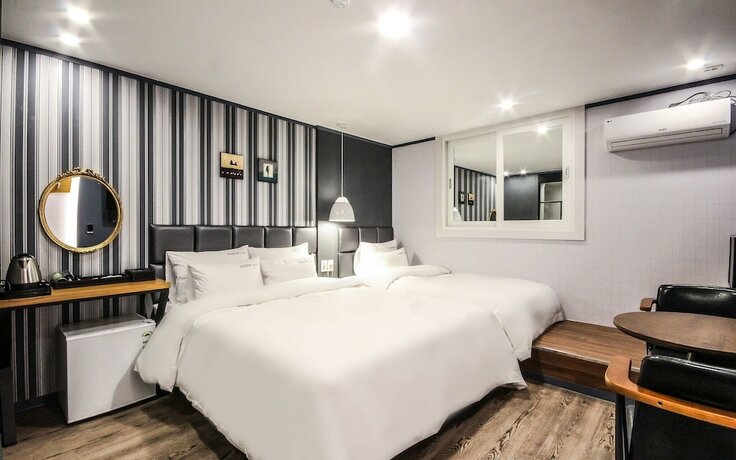 Imagen de la habitación del Hotel Miryang Martin. Foto 19