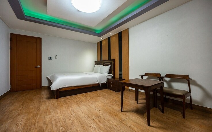 Imagen de la habitación del Hotel Miryang Renaissance. Foto 16