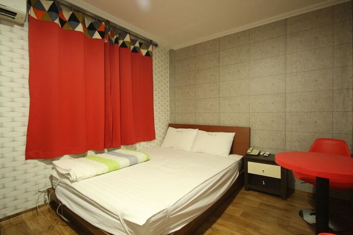 Imagen de la habitación del Hotel Miryang Sky. Foto 12