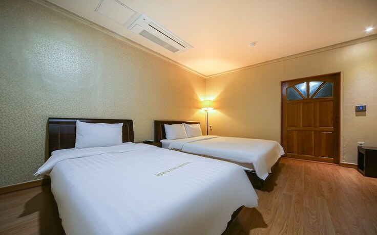 Imagen de la habitación del Hotel Miryang Tourist. Foto 15