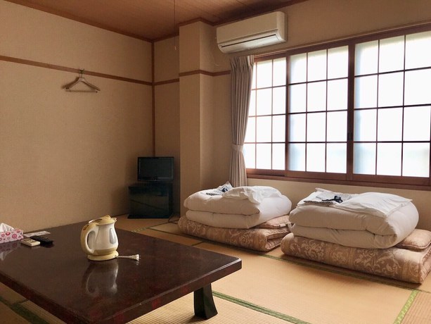 Imagen de la habitación del Hotel Misaki andlounge. Foto 13