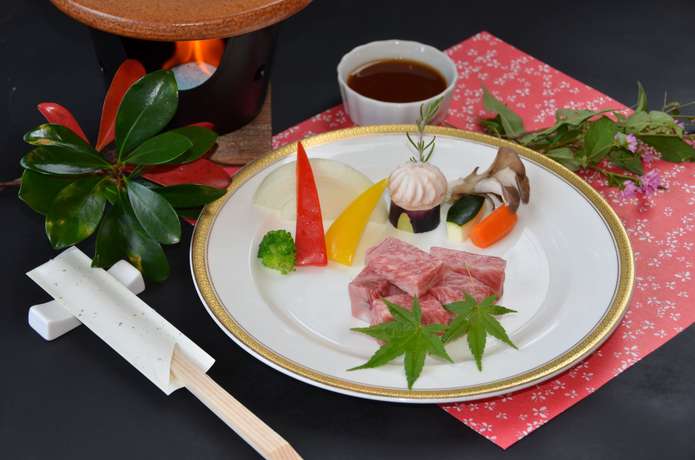 Imagen del bar/restaurante del Hotel Misasa Onsen Misasa Garden Hotel. Foto 5