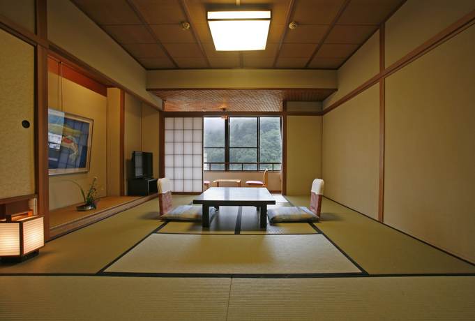 Imagen de la habitación del Hotel Misasa Yakushinoyu Mansuirou. Foto 3