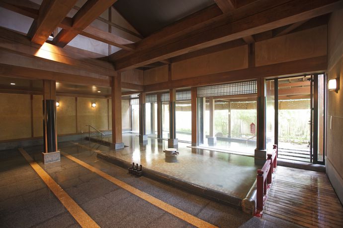 Imagen de la piscina del Hotel Misasa Yakushinoyu Mansuirou. Foto 17