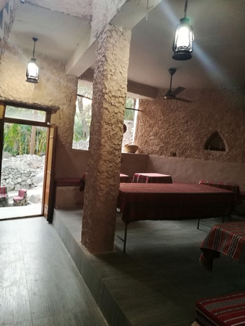 Imagen de los interiores del Hotel Misfah Old House. Foto 17