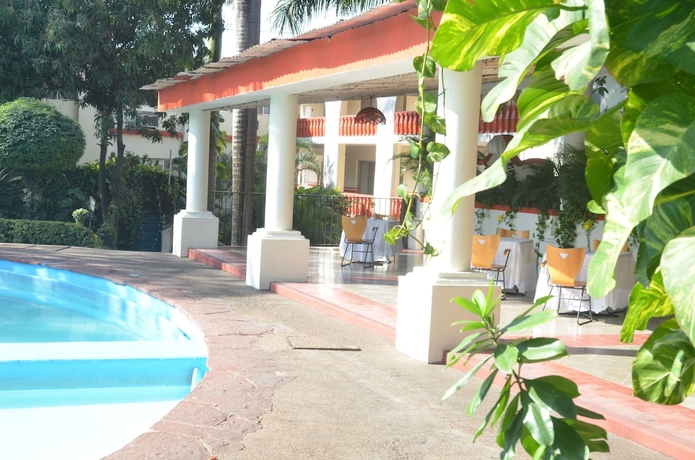 Imagen de la piscina del Hotel Misi&oacute;n Ciudad Valles. Foto 16