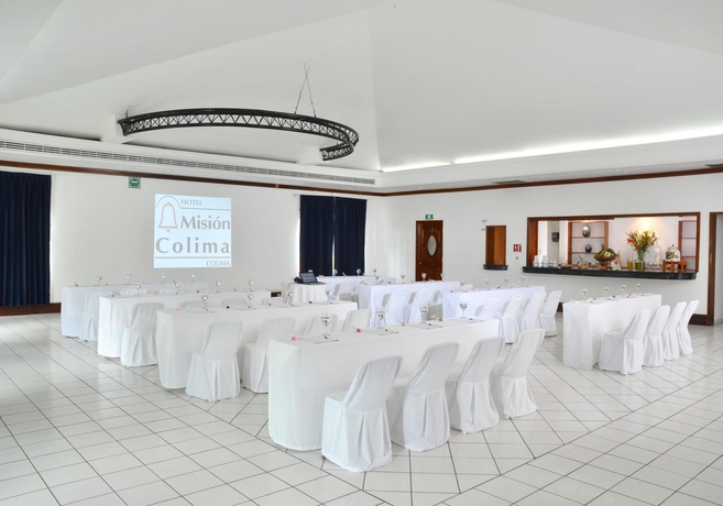 Imagen de los interiores del Hotel Misi&oacute;n Colima. Foto 13