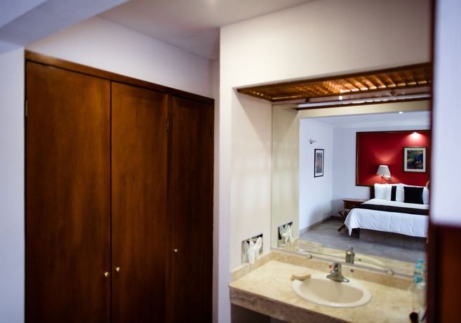 Imagen de la habitación del Hotel Misi&oacute;n Express Celaya. Foto 10