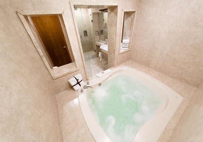 Imagen de la habitación del Hotel Misi&oacute;n Express Celaya. Foto 14