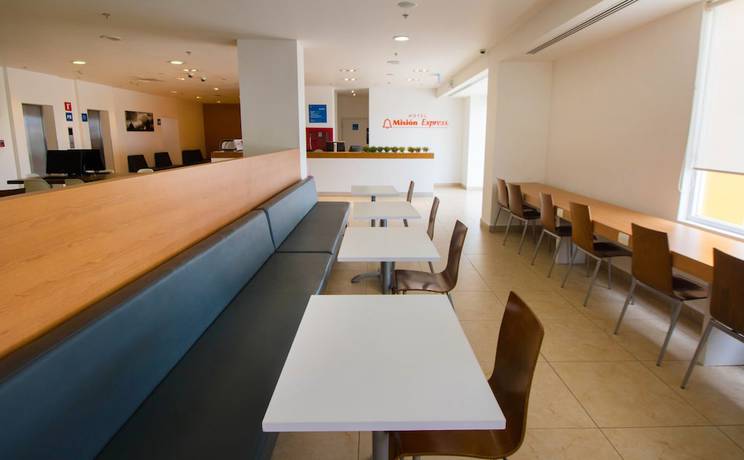 Imagen de los interiores del Hotel Misi&oacute;n Express Salamanca. Foto 14