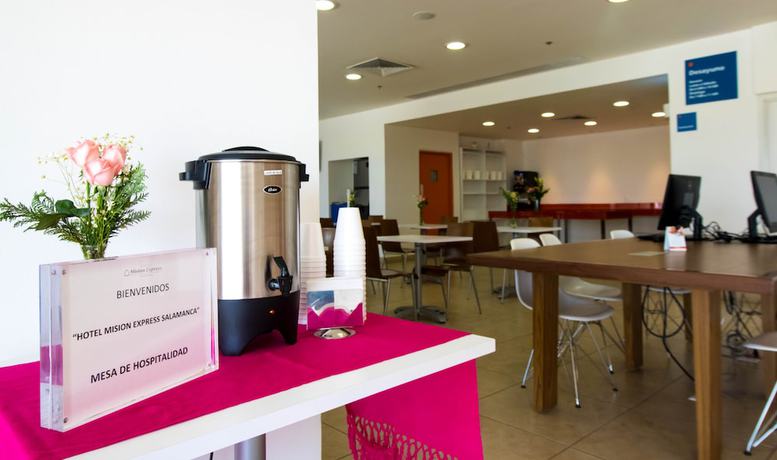 Imagen de los interiores del Hotel Misi&oacute;n Express Salamanca. Foto 19