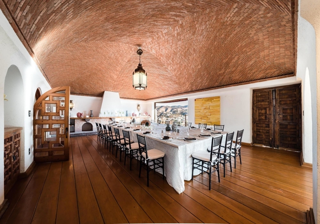 Imagen del bar/restaurante del Hotel Misión Grand Casa Colorada. Foto 5