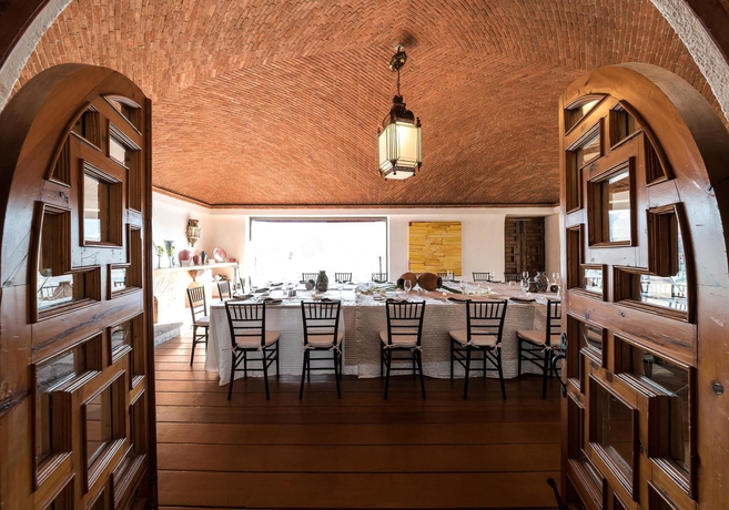 Imagen del bar/restaurante del Hotel Misión Grand Casa Colorada. Foto 6