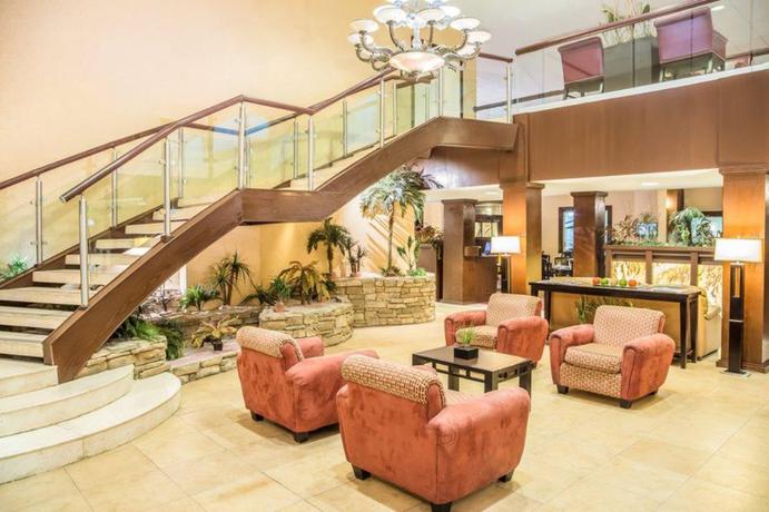 Imagen de los interiores del Hotel Misi&oacute;n Grand Torre&oacute;n. Foto 16