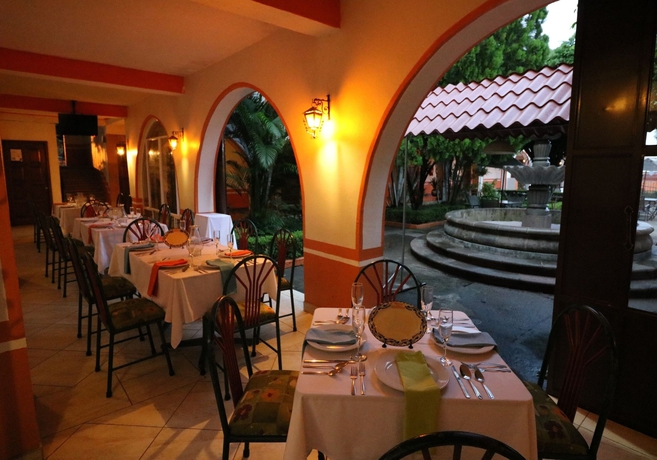 Imagen del bar/restaurante del Hotel Misión Jalpan. Foto 5