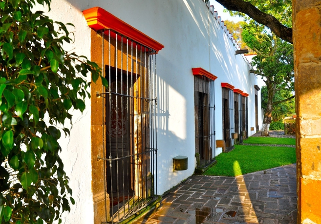 Imagen de los exteriores del Hotel Misi&oacute;n La Muralla. Foto 12