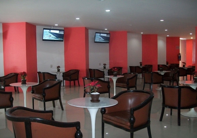 Imagen del bar/restaurante del Hotel Misión Oaxaca. Foto 3